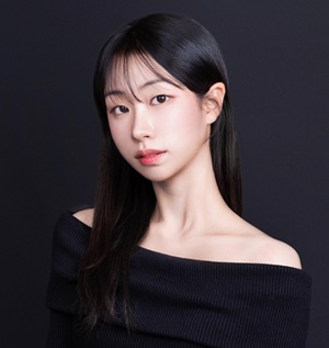 이수빈 정방향.jpg