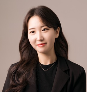 신지연 정방향.jpg