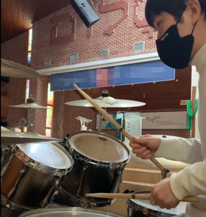 윤영신 정방향.png
